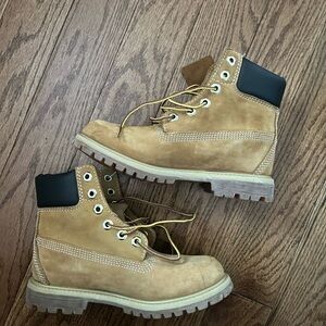 Timberlands Women Boots